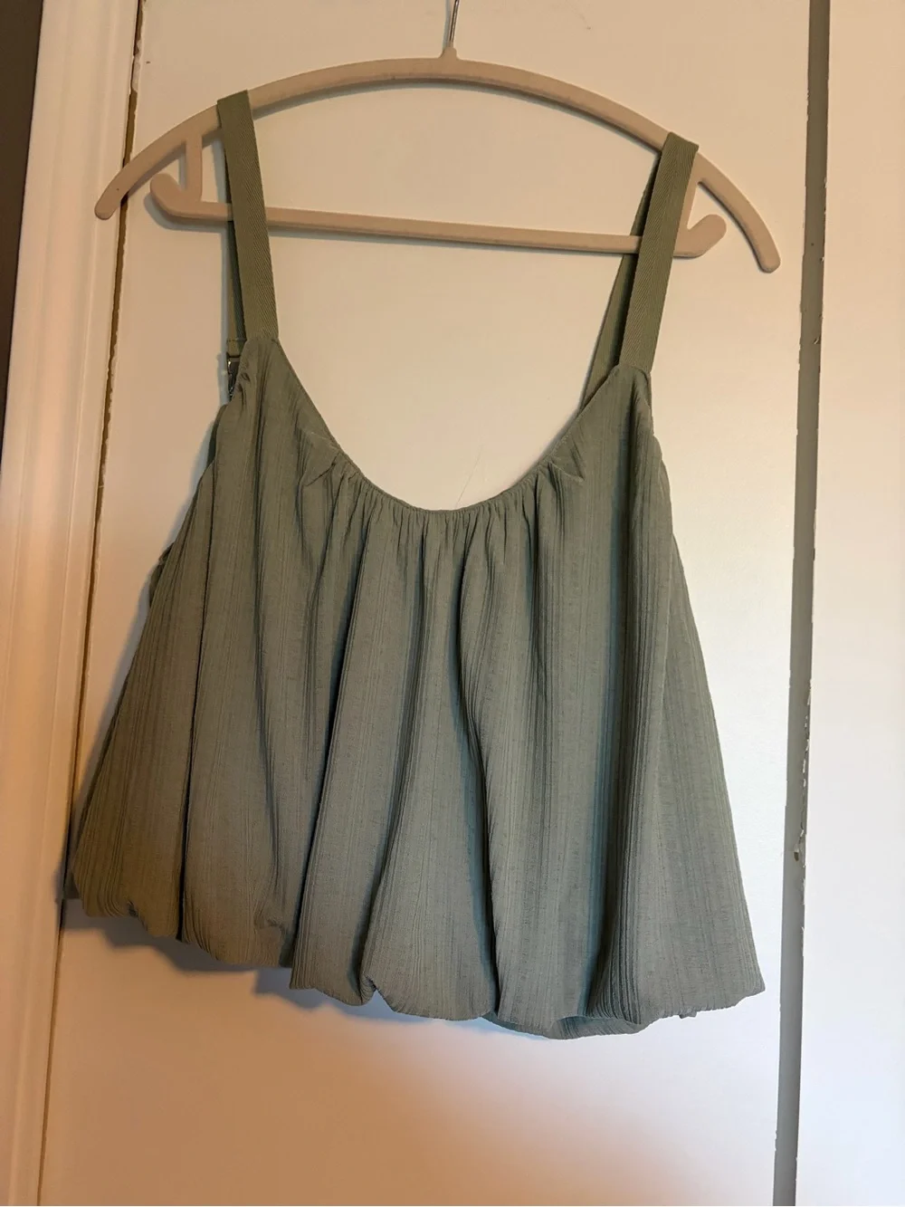 Anthropologie Sheer Ribbed Buckle Bubble Tank NWT size large - Picture 7 of 11
